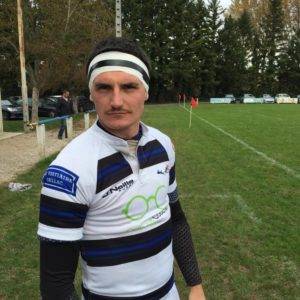 notre numero 15 qui sest pris pour un pilier normal quand ton frere sappelle antoine tichit - insolites