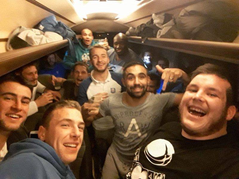 l'équipe 2 a gagné 32 à 21 du coup le retour fut joyeux pour les réserve rieumes