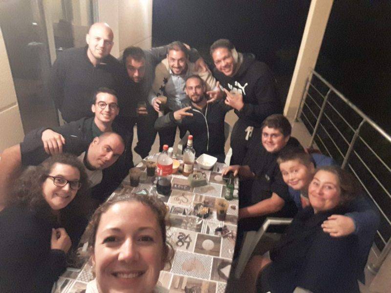 selfie chez un autre néo retraité Nabil Derainsuite au premier barrios de la saison