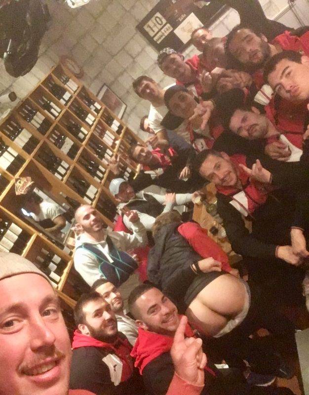 Après s’être fait dessouder à Boulogne le RC Mazères A décidé sur le chemin du retour de ressouder le groupe avec un apero express à Saint Sulpice Lèze
