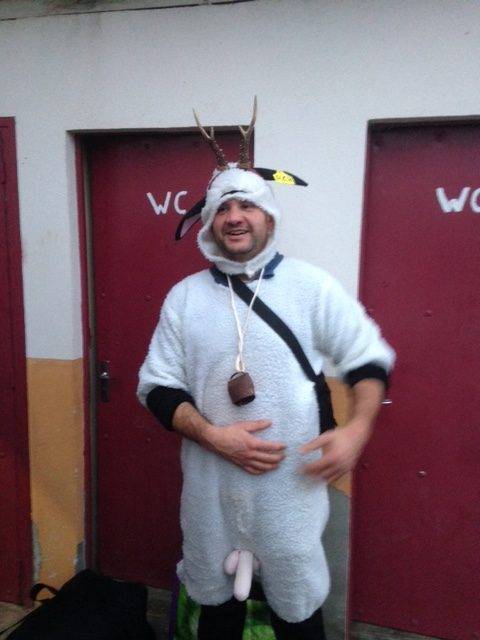 Patrice Fabre rugby club du rougier pour son premier match de la saison suite à une longue attente et multiples examens médicaux un carton blanc un en avant dans l en but victoire à finhan 28 à 9