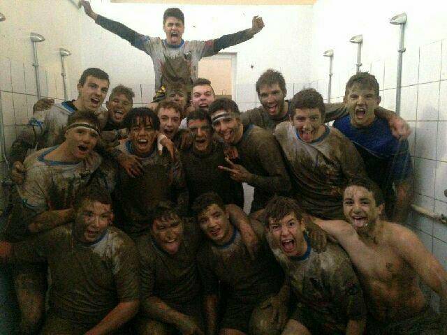 Junior de val xv apres la victoire 7a11 a hers lauragais
