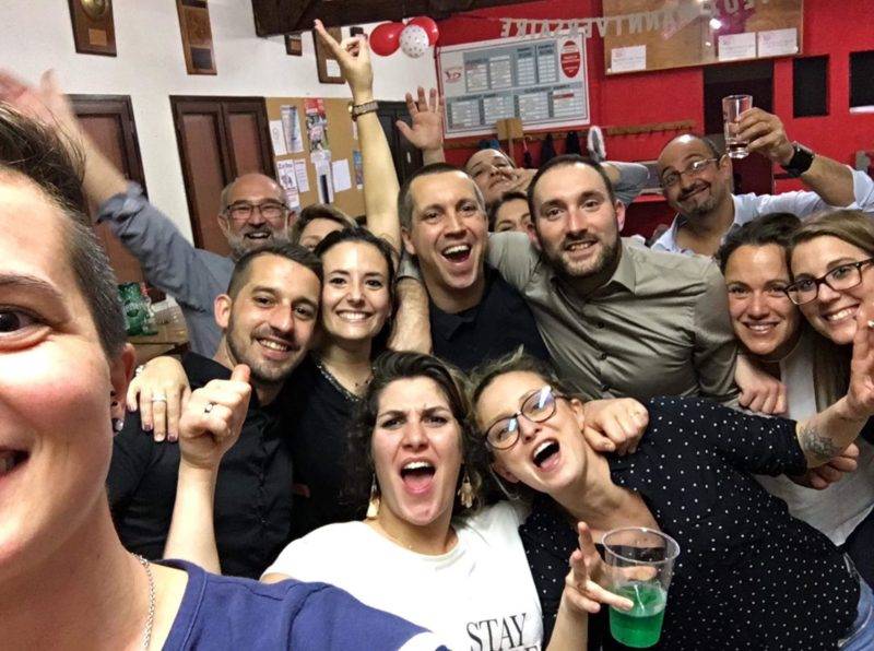 Quand les infernalles de Luzech fêtent les 60 ans du coach alias Martine