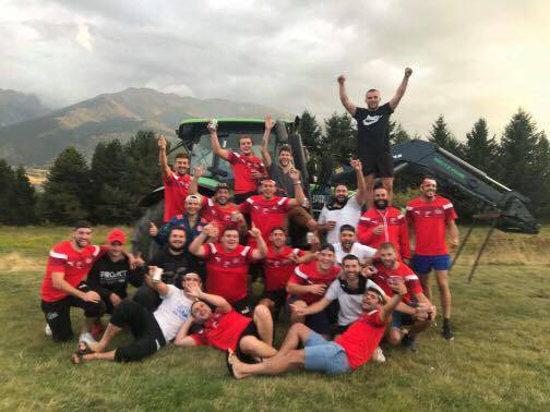 Selfie Tracteur pour le Cotauch Corbieres Victoire 12 8 en Andorre