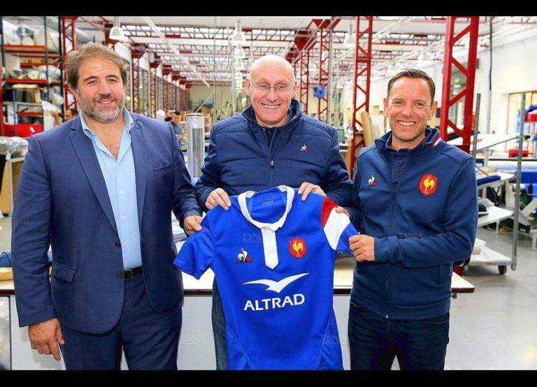 serge simon bernard laporte et marc henri beausire le 30 octobre dans les locaux du coq sportif a romilly sur seine photo francois nascimbeni afp 1541012483