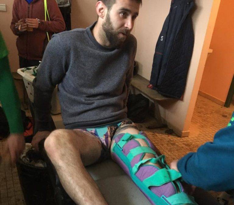 Clément Zanettel avenir massylvain maffré mais caleçon assorti à l'attelle