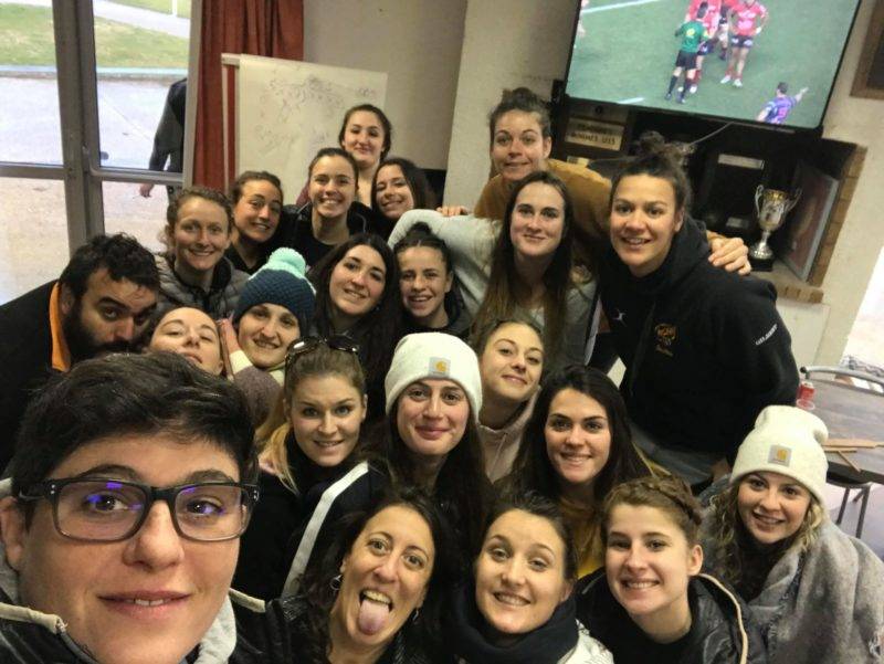 Selfie victoire pour le RCNM Féminin qui coupe les 6 victoires ...