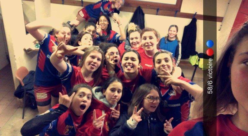 encore une victoire pour nos minimes cadettes mes morues rouge et bleu comme je les appelle mireille réalmontaises contre ayguevives