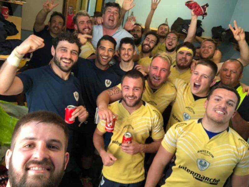 Double victoire face au leader agde