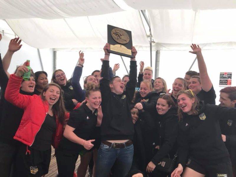 Championnes féminines à X en Nouvelle Aquitaine Les COC’QUETTES de la couronne