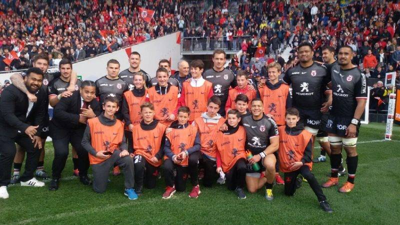 U 14 d'auch étaient ramasseurs de balles cet après midi lors de ce superbe match Stade Toulousain Clermont