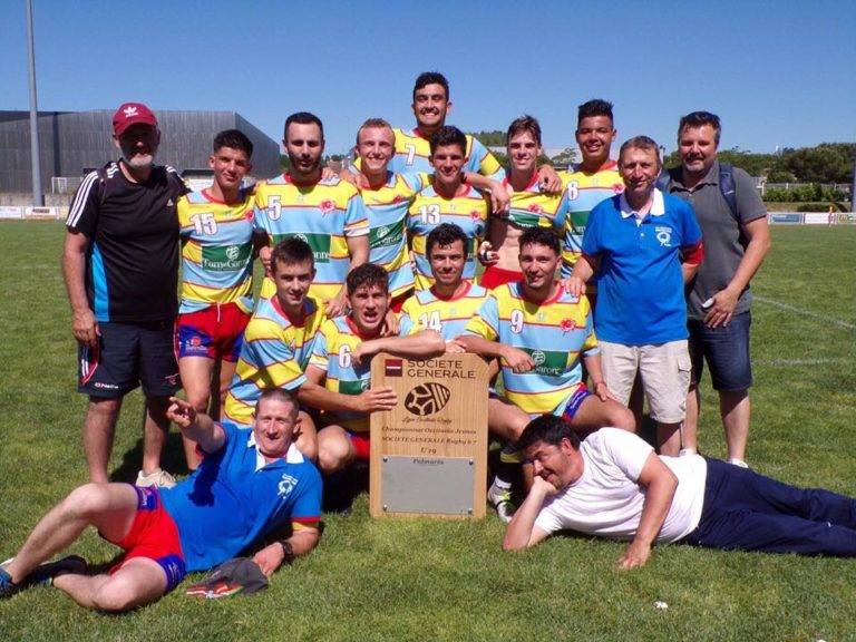 Les juniors des coquelicots Montechois champions occitane à 7