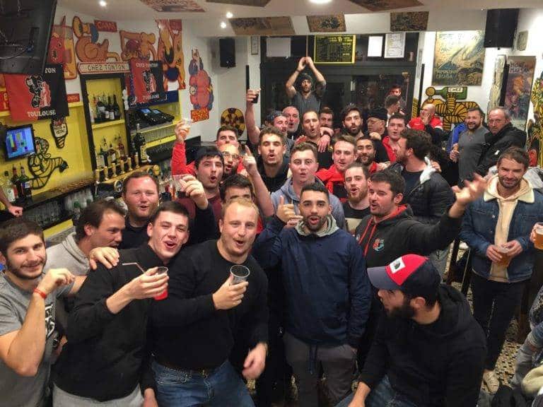 Double victoire de la saudrune à caussade qui fête ça dans un site culturel toulousain