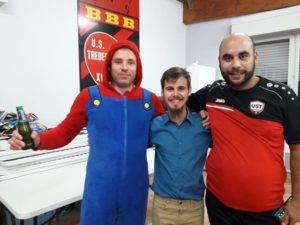 julien arbitre fier de poser avec le cagolin de trèbes