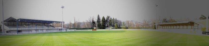Le Stade de la Chevalière n'attend qu'une chose: revoir les noir et bleu refouler la pelouse et recommencer à accueillir les fervents supporters.