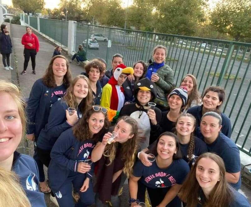 L'entente EMS Bron REEL XV avait le sourire après sa victoire 32 20 en fédérale 2 féminine