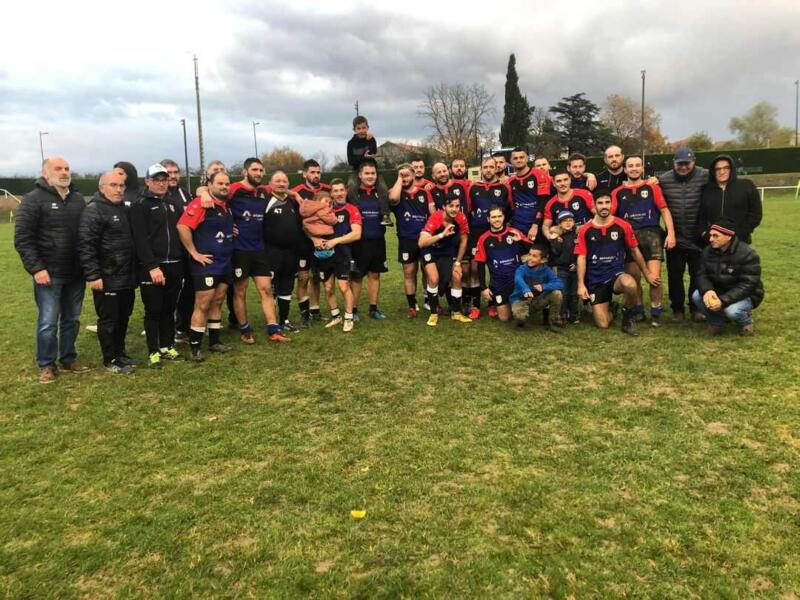 Victoire de l’équipe une de l'ucf 45 à 13 contre Vic