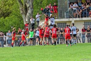En Septembre 2019, le derby sur la pelouse de Montignac avait tourné en faveur des locaux sur le score de 29-27 (crédit photo ESM)