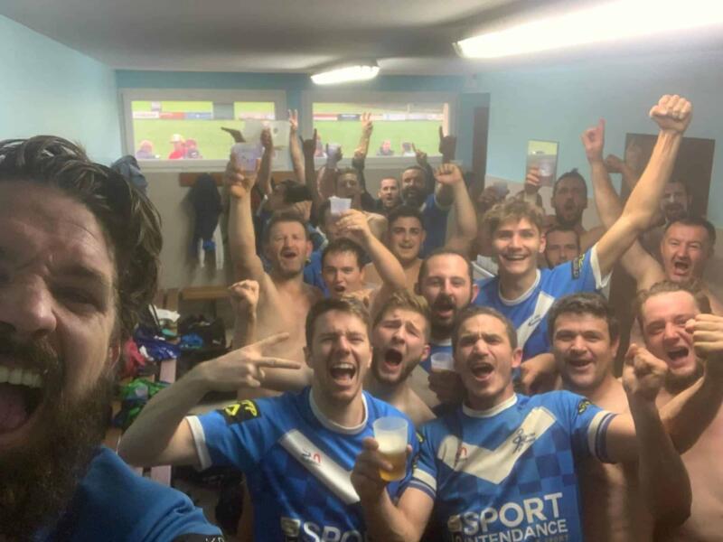 deuxième victoire des seniors du rugby club Villeneuve de Marc contre le xv suranais régional 3 ligue aura