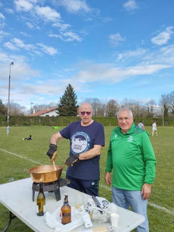 fondue savoyarde pour notre dernier déplacement de la saison à Juillan défaite mais bien mangé
