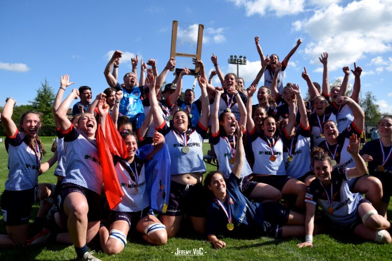 Les Blagnacaise ont bien fêté leur victoire, avant d'autres à venir ? (crédit photo Jeremy VdC)
