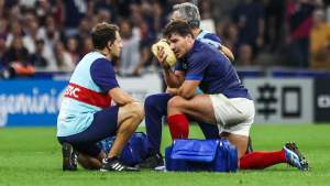 L'international du XV de France Antoine Dupont sorti sur blessure lors de France Namibie le 21 09 2023 1711421