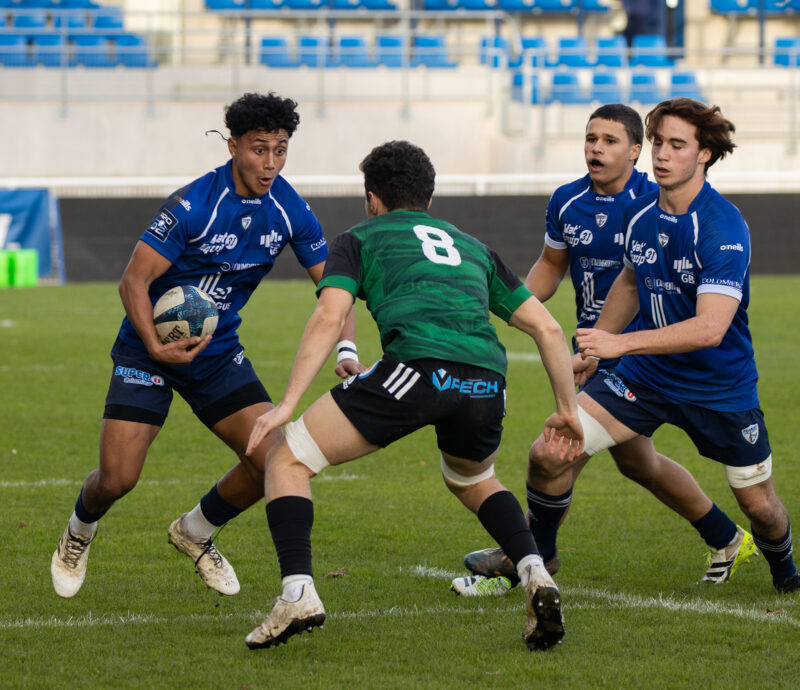 Juniors Élite Crabos Colomiers Montauban en avant toute 
