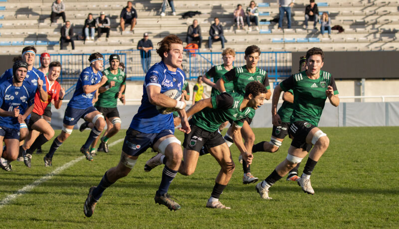 Juniors Élite Crabos Colomiers Montauban en avant toute 