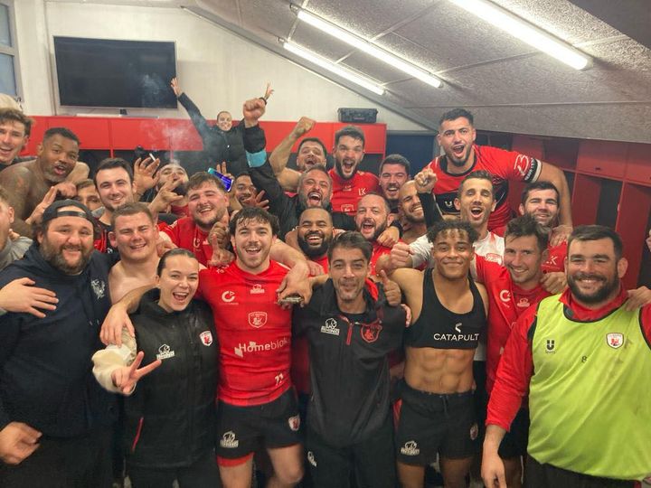 Double victoire pour le CO Berre face à Issoire, 21 15 pour la une et 21 16 pour le espoirs