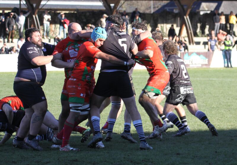 Fédérale 1 Bagnères Saint Sulpice l hommage à Benjamin Arnauné aussi fort que l enjeu sportif