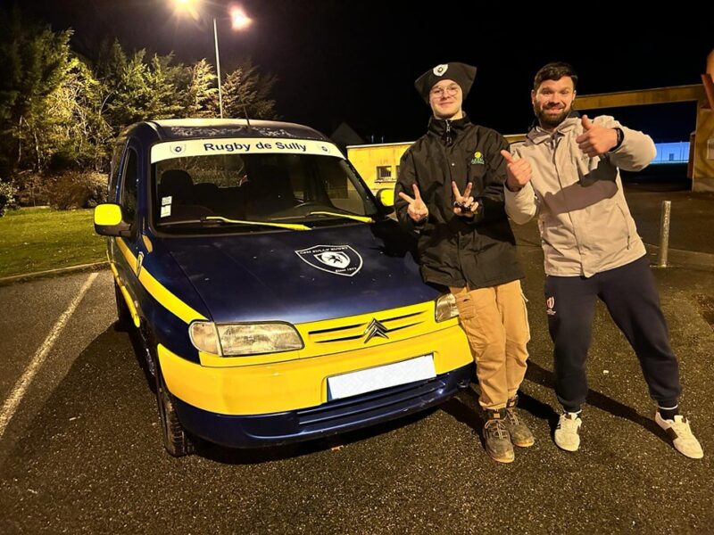 Cagolins le CSM Sully créer une voiture bonnet d âne