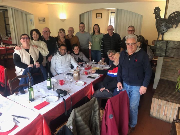 Insolite un repas d avant match entre supporters sans match