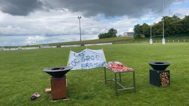Insolite Castelnau Montratier les plus gros braiseurs du rugby amateur