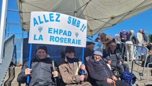 Une belle visite de la part des résidents de la Roseraie, ephad de Monchanin