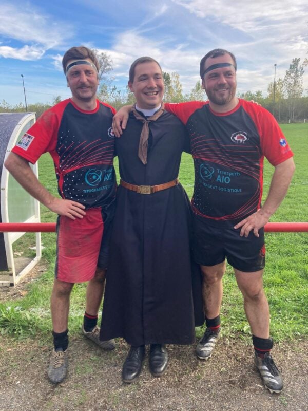 Reportage : François-Xavier Branthomme, l'art de remettre l'église, et le rugby, au centre du village, à Montestruc-sur-Gers