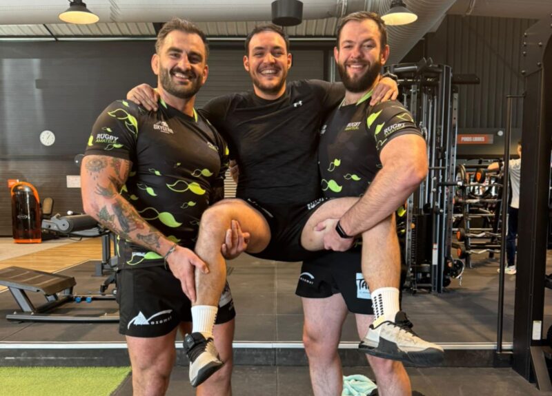 Movember : les vainqueurs du concours RugbyAmateur se frisent les moustaches avec les maillots Oxygear