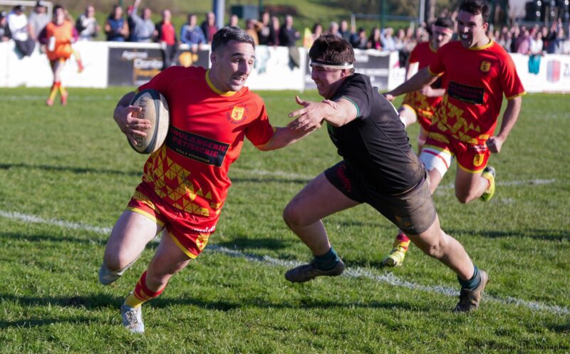 Régionale 1 : Saint-Pée – Ustaritz-Jatxou, un derby basque renversant jusqu'à la dernière seconde
