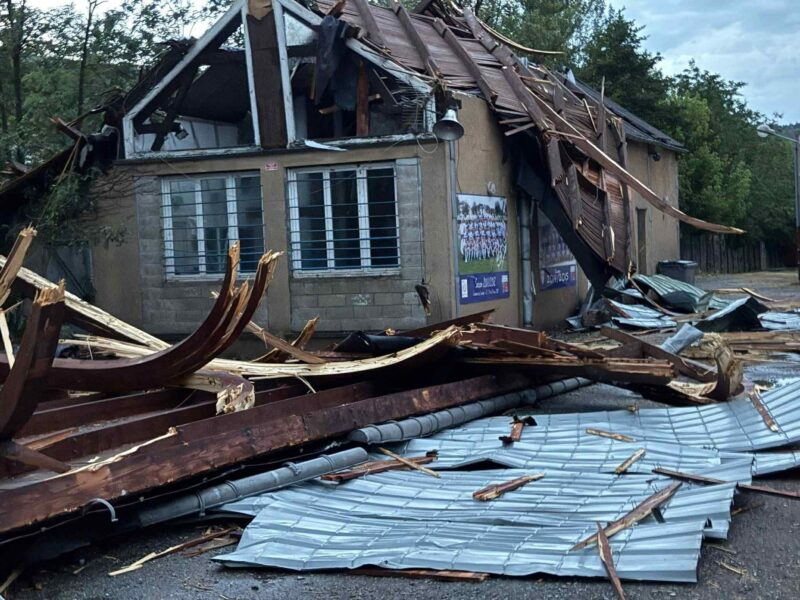 Orages : mini tornade et gros dégâts dans l'Aveyron, Decazeville durement touché