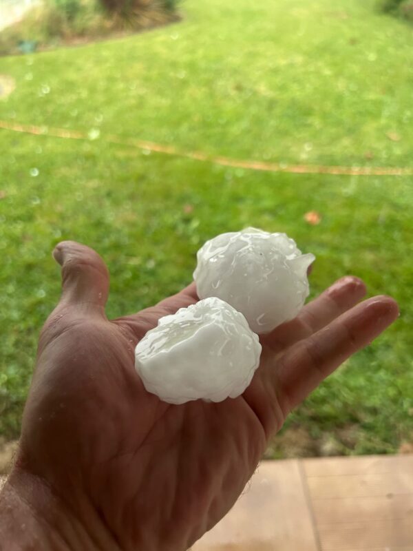 GuTvN VW8AAH7Vs - Orages,Aveyron,Decazeville,tornade