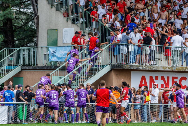 Fédérale 2 Annecy Pézenas duel pour la montée arrêté à cause d'échauffourées en tribune