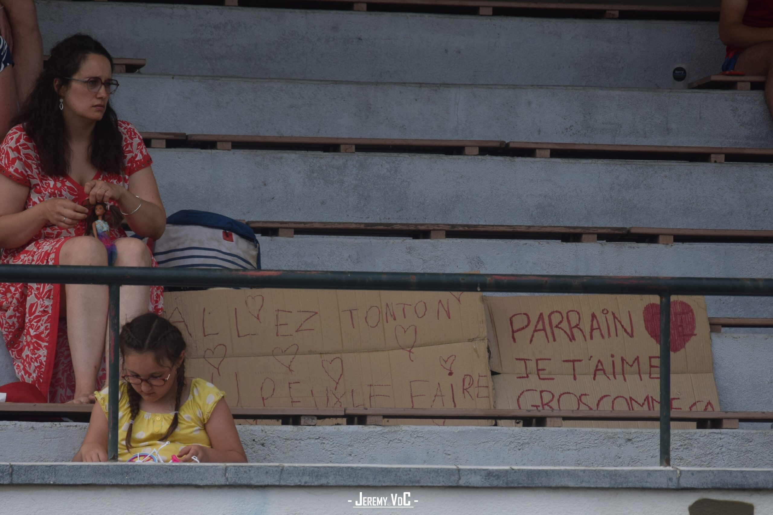 Le rugby, ce sport de famille jusque dans les tribunes