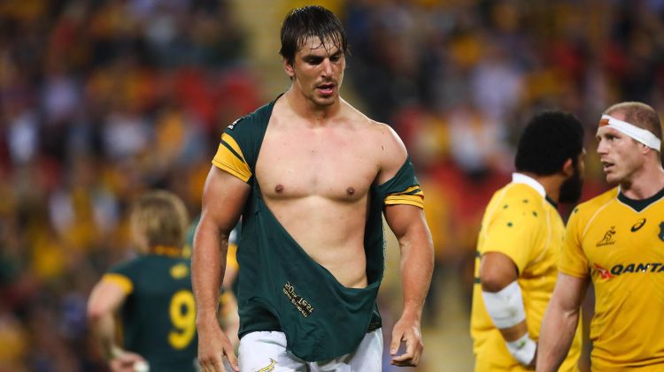 Journée mondiale Topless : au sein de la mêlée, quand le rugby tombe le haut