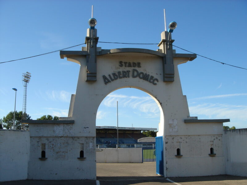 STADE ALBERT DOMEC — Source : Wikimedia Commons