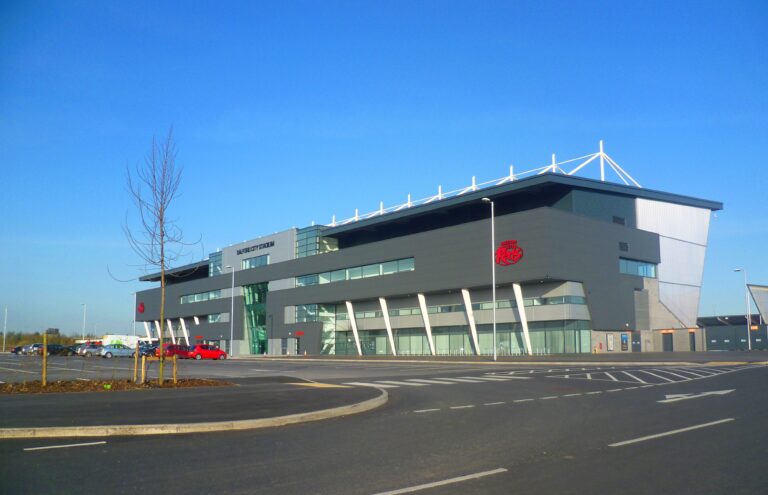 Salford Community Stadium — Source : Wikimedia Commons