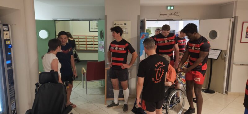 712006587 1026319540071622 1782806727508044907 n - ehpad, insolite, rugbymen, au secours, rugby club maîchois