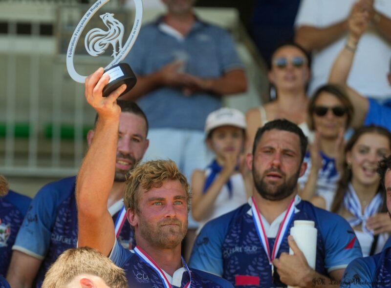Promotion Régionale 2 : pour ses 50 ans, le RC Castelpontin s'offre un bouclier de champion de France face à l'US Herm